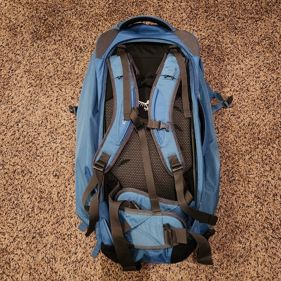 Osprey Farpoint 70 - Picture 5 of 9